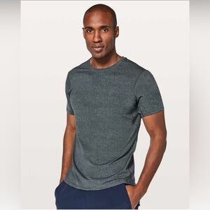 Lululemon In Mind Short Sleeve
Heathered Melanite Size XXL